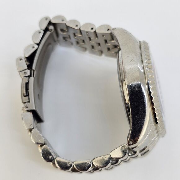 Folio Women's Watch 38MM Dark Pink Dial Gray Bracelet Band 5.5" New Battery - Picture 12 of 13